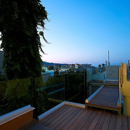 Agia Marina Elotis Suites (Adults Only) חדר תמונה