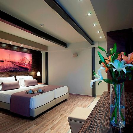 Agia Marina Elotis Suites (Adults Only) חדר תמונה