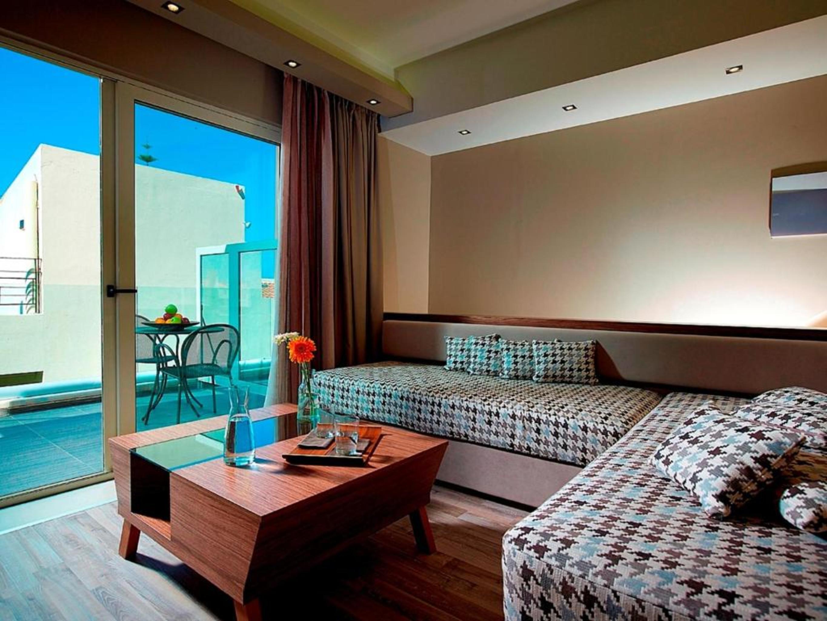 Agia Marina Elotis Suites (Adults Only) מראה חיצוני תמונה
