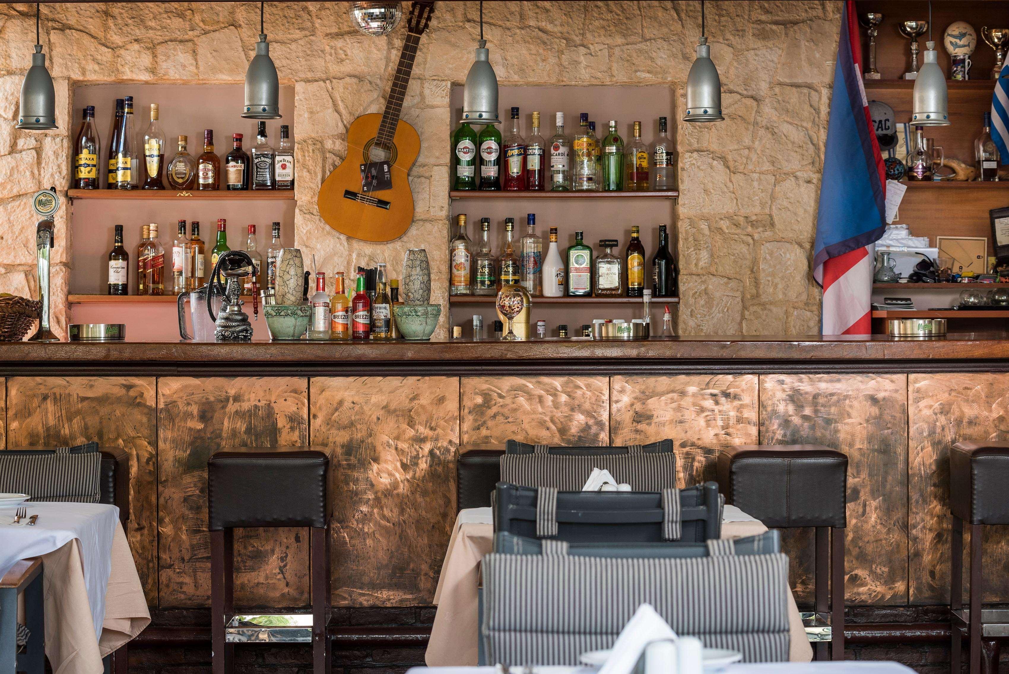 Agia Marina Elotis Suites (Adults Only) מראה חיצוני תמונה