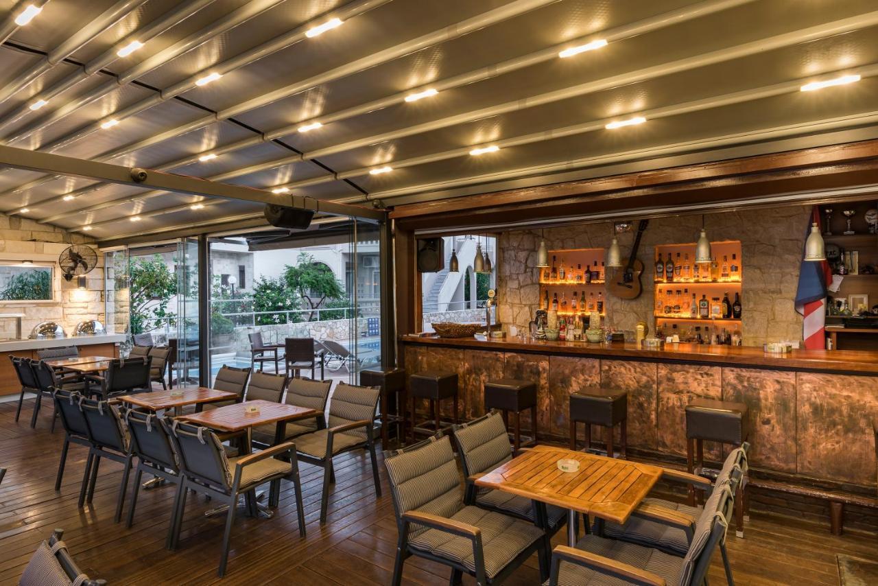 Agia Marina Elotis Suites (Adults Only) מראה חיצוני תמונה
